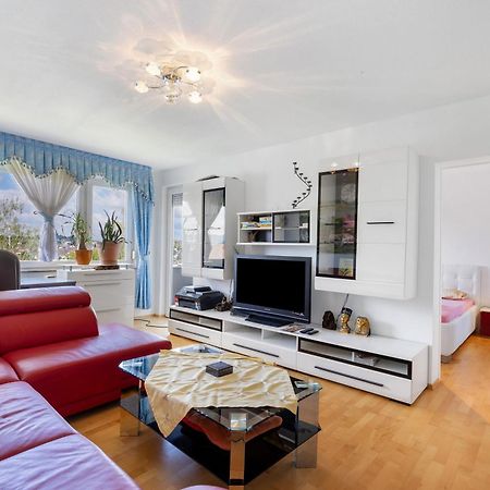 Helle, Ruhige Dachwohnung Eningen unter Achalm ภายนอก รูปภาพ