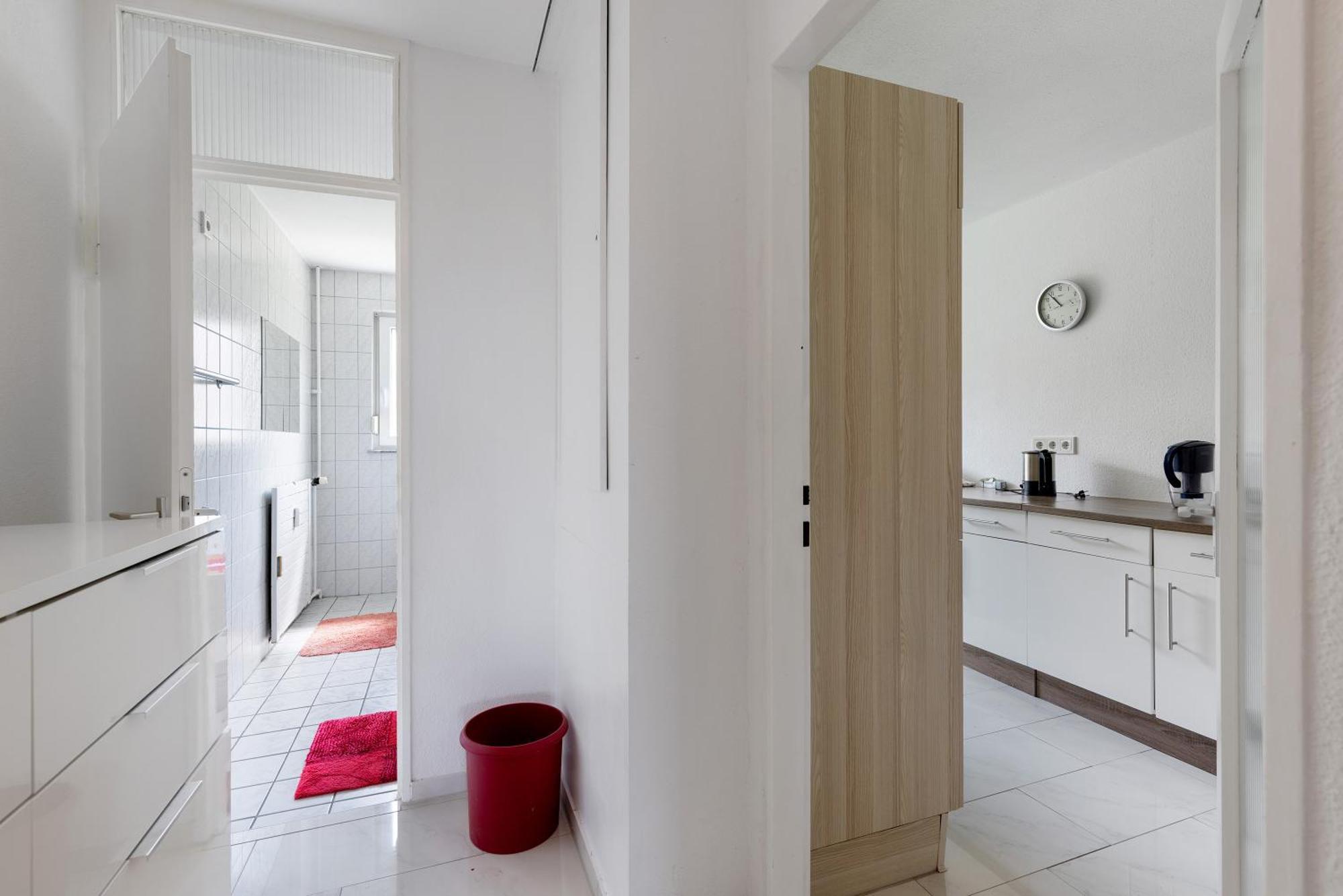 Helle, Ruhige Dachwohnung Eningen unter Achalm ภายนอก รูปภาพ